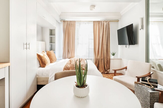 Foto del edificio - 240 W 73rd St