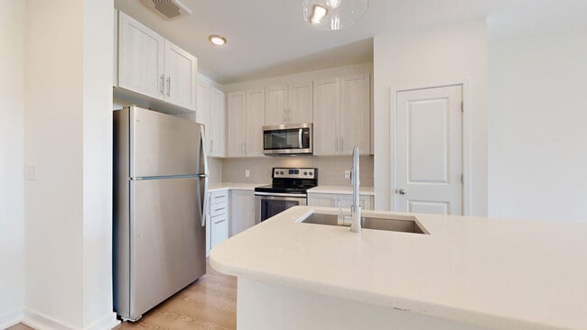 Interior Photo - Essex Luxe Apartments