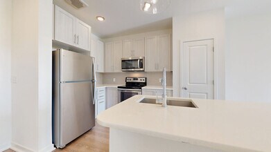 Interior Photo - Essex Luxe Apartments