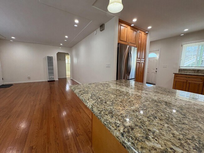 Foto del edificio - 4526 Wightman St