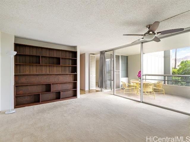 Building Photo - 2600 Pualani Way