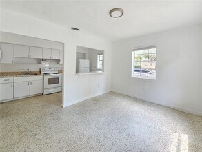 Building Photo - 6601 SW 10th St