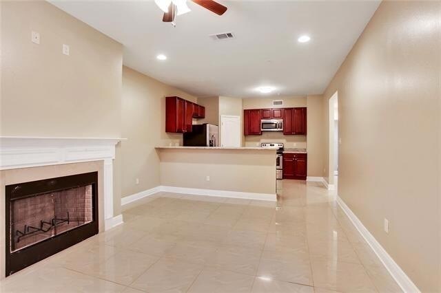 Foto del edificio - 81 Carriage Ln