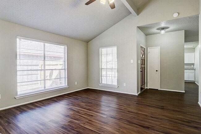 Building Photo - 19435 Cypress Harbor Dr