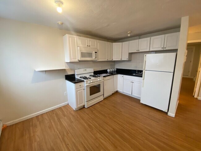 Foto del edificio - 625 Somerville Ave