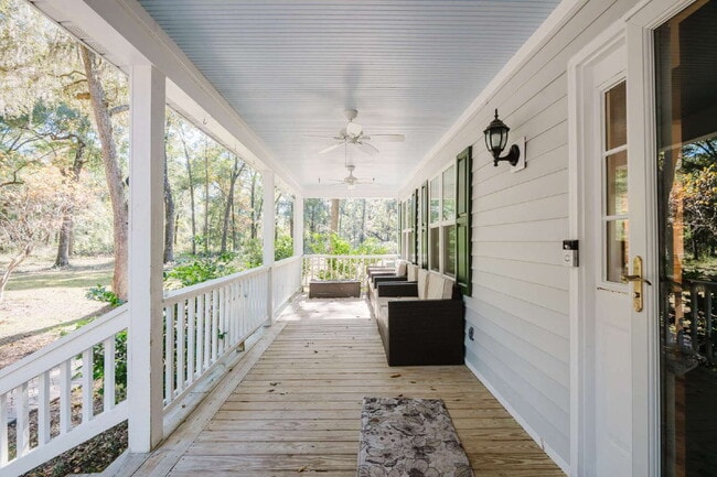 Building Photo - Secluded Four Bedroom Home on Seven Acres in Midway Farms!