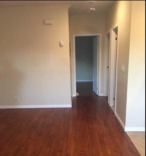 Foto principal - 245-53 149th Ave
