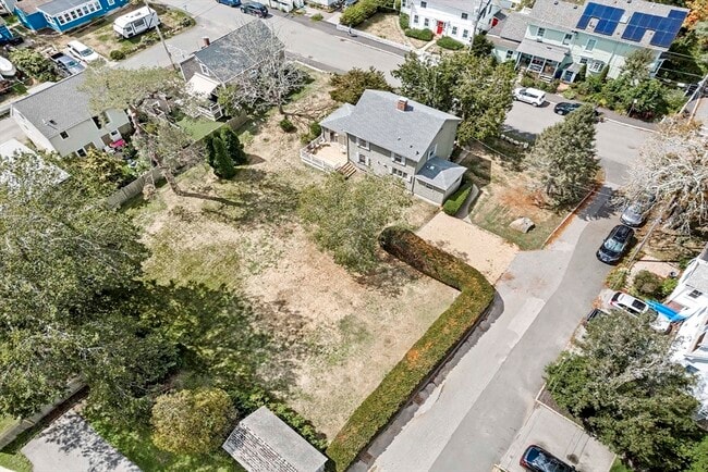 Building Photo - 84 Mt Pleasant Ave