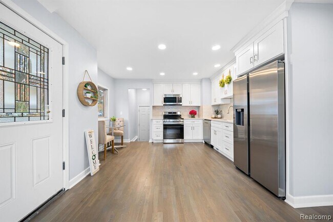 Foto del edificio - 4214 Berkshire Rd