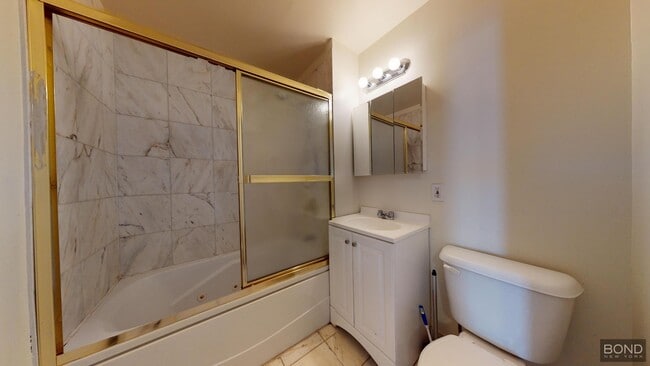 Building Photo - 342 W 47th St