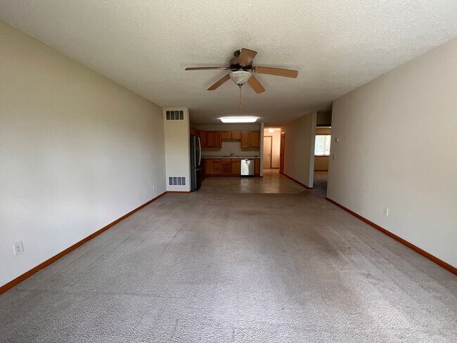 Building Photo - 309-A Williamsburg Place