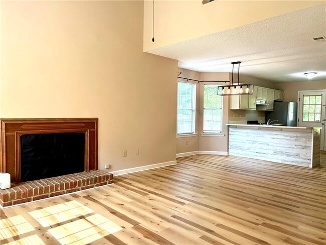 Building Photo - 1252 Scripps Ct SW