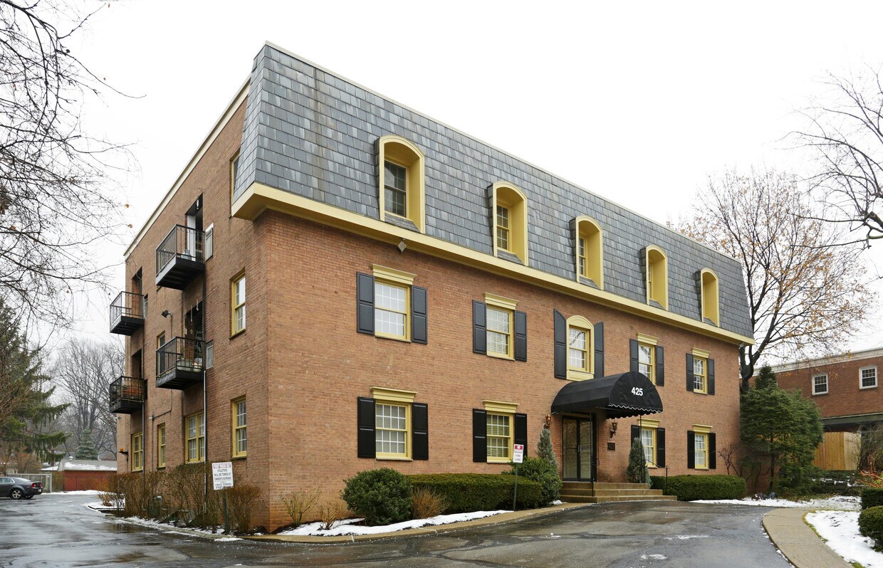 425 N Neville St, Pittsburgh, PA 15213 Apartments in Pittsburgh, PA