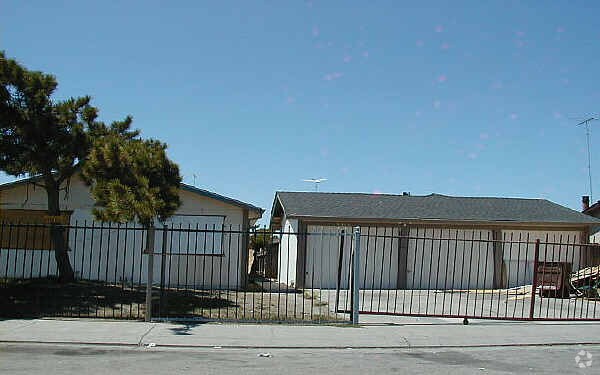 Foto principal - Triplex/stockton