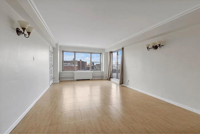 Photo - 10740 Queens Blvd Apartment