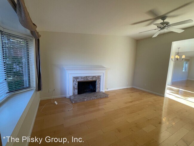Foto del edificio - 4 br, 2 bath House - 275 Dickenson Avenue