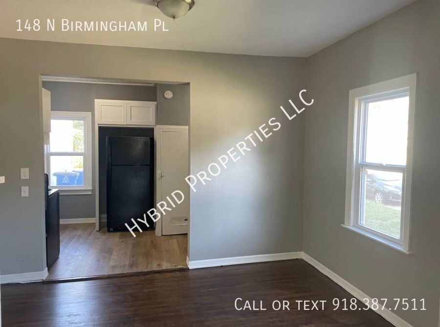Foto principal - 148 N Birmingham Pl