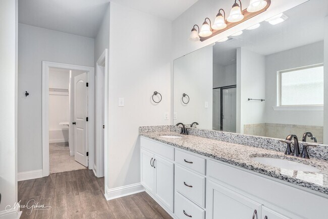 Foto del edificio - Willow Heights Rental