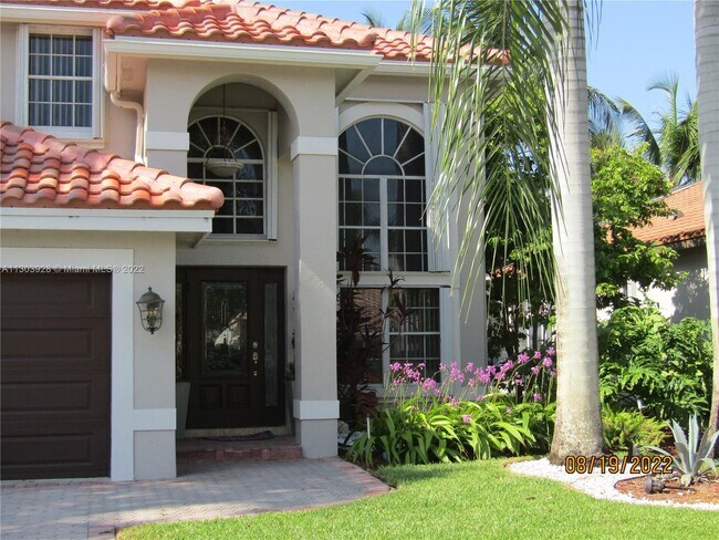 Foto del edificio - 18315 NW 12th St