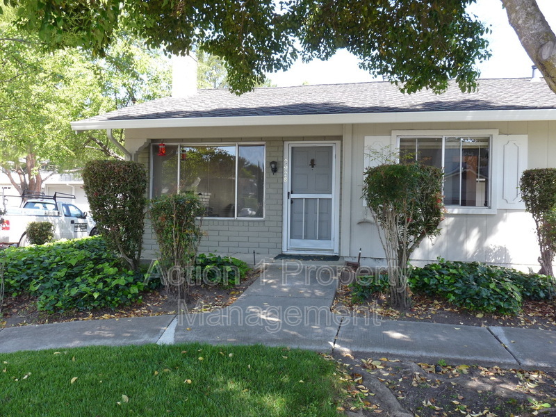 Primary Photo - 2928 Fountainhead Dr
