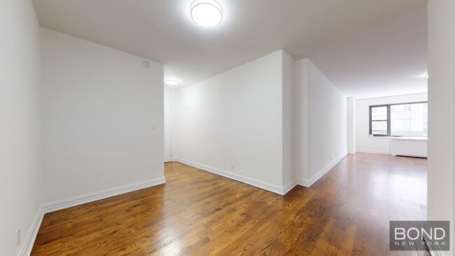 Foto del edificio - 405 E 56th St