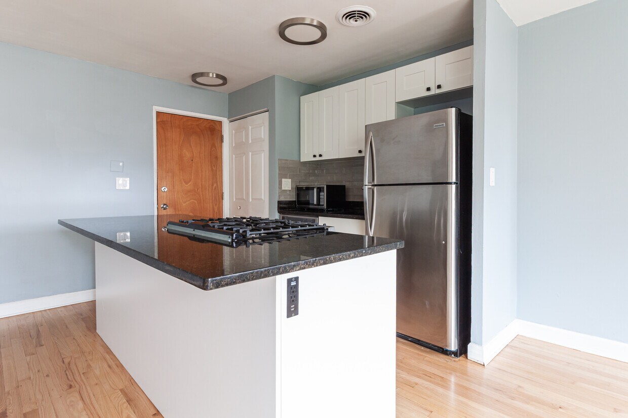 Foto principal - 655 W Grace St