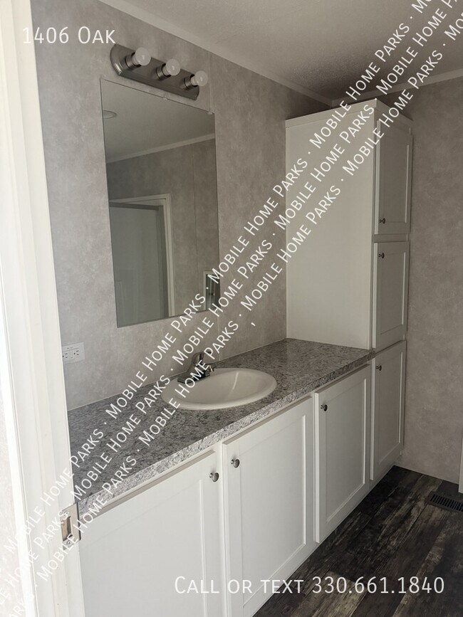 Foto del edificio - 1406 Oak-