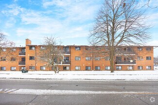 Building Photo - 130-150 Christopher Drive
