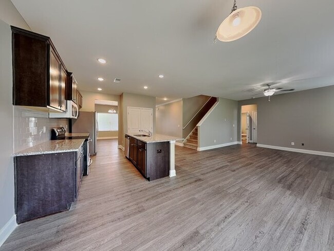 Building Photo - 3216 Emerald Ridge Ct