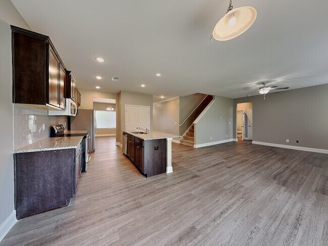 Foto del edificio - 3216 Emerald Ridge Ct