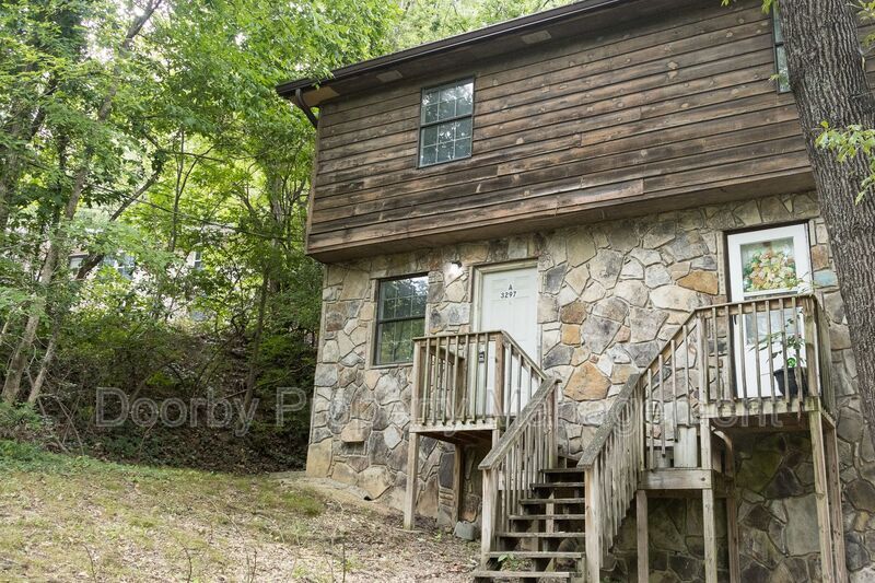 Primary Photo - 3297 Conner St