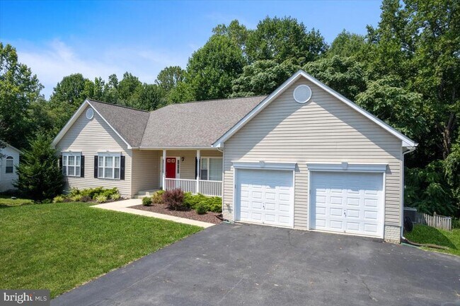 Foto del edificio - 170 Coventry Ct