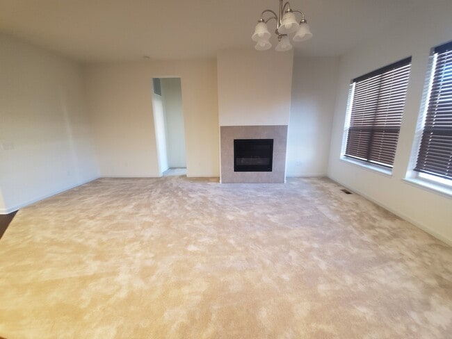 Foto del edificio - 3 bed, 2 bath ranch-style home in Kechter Farm!