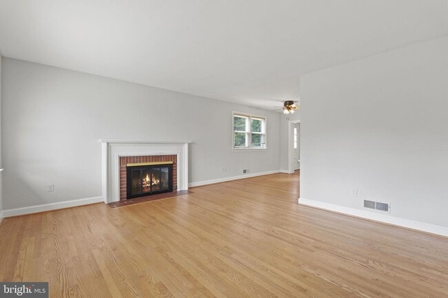 Building Photo - 4108 Orchard Dr