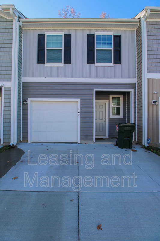 Foto del edificio - 507 Scarlett Maple St