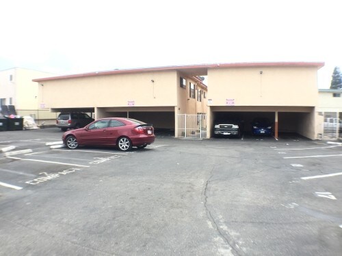 Building Photo - 15525 Nordhoff St