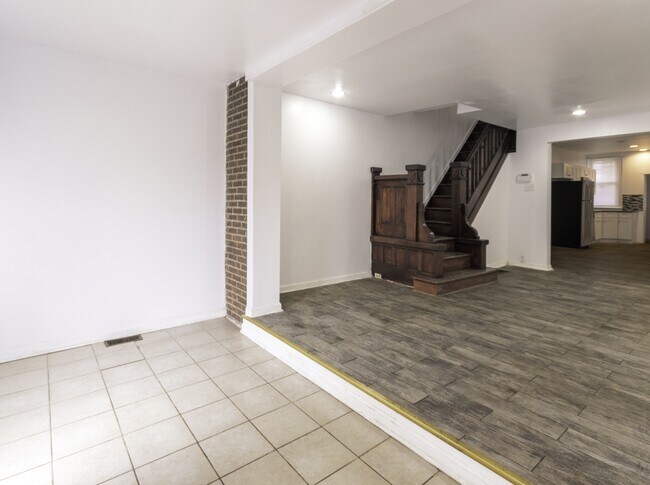 Foto del edificio - 5607 Springfield Ave