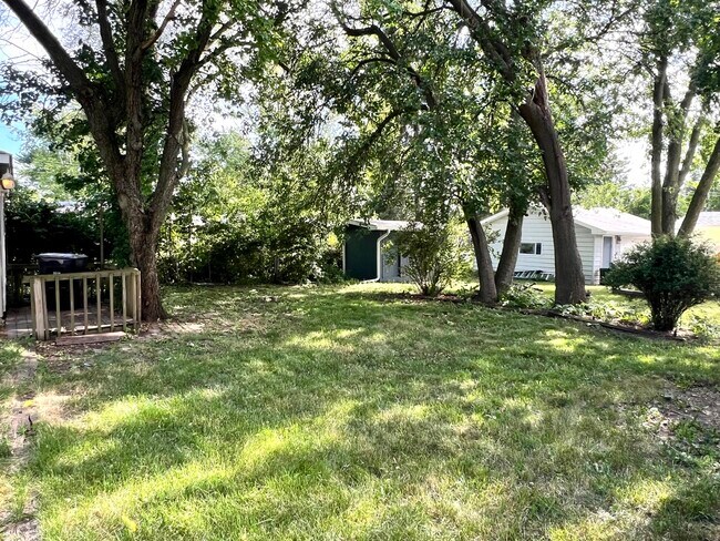 Foto del edificio - 2313 Caton Farm Rd