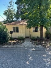 Building Photo - 307 E Maryland Dr