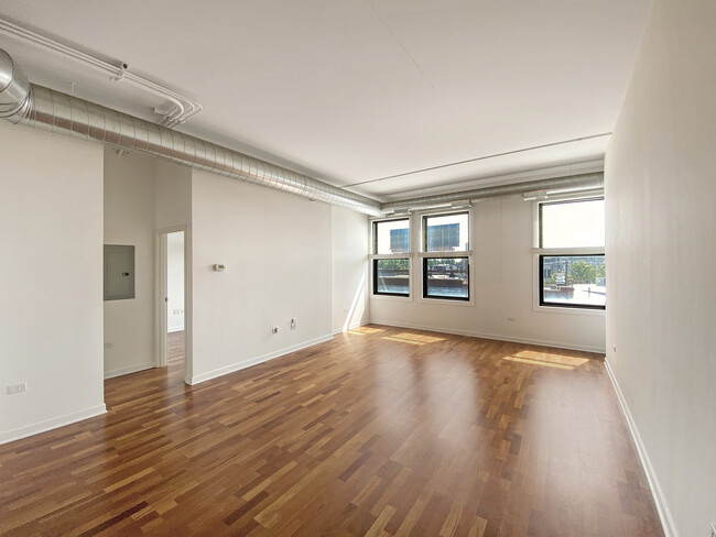 Foto del edificio - 4015 N Milwaukee Ave