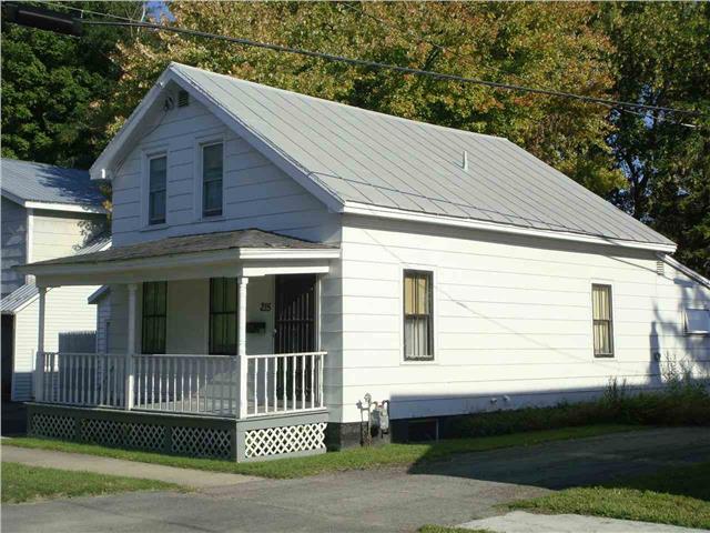 Lav./sec a lo largo de alley - 215 Jersey Ave