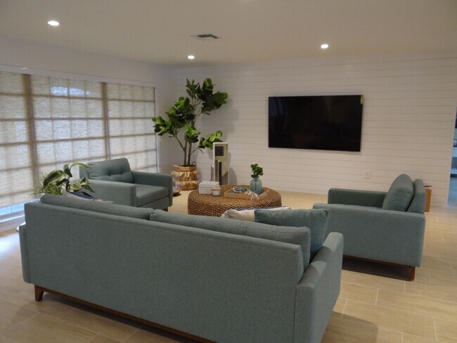 Foto del edificio - AVAILABLE SEASON 2026   PUNTA GORDA ISLES ...