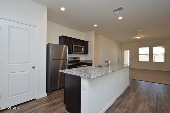 Building Photo - 302 W Mammoth Cave Dr