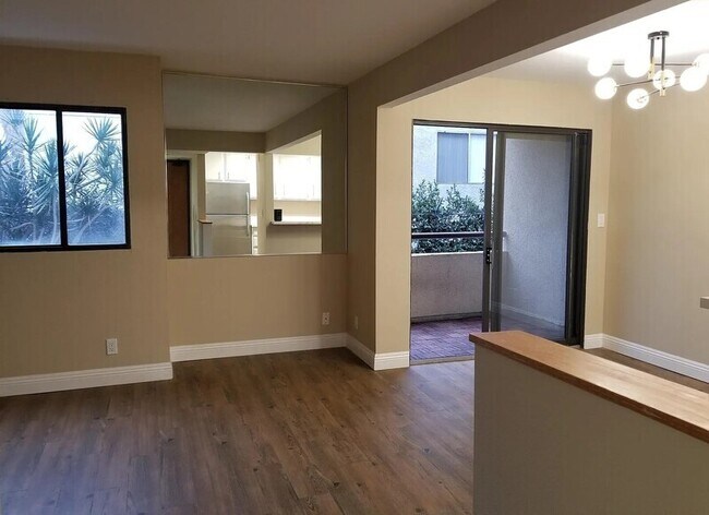 Foto del edificio - 435 S Virgil Ave