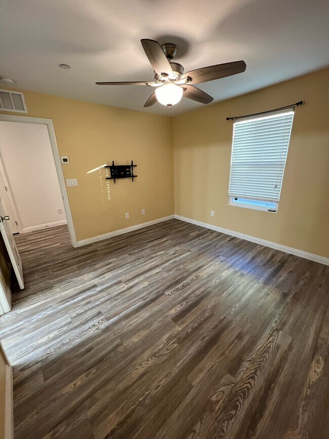 Foto del edificio - 4494 Rabnor Cir