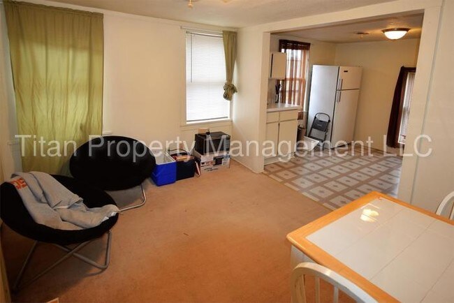 Building Photo - Affordable 1 Bedroom Upper