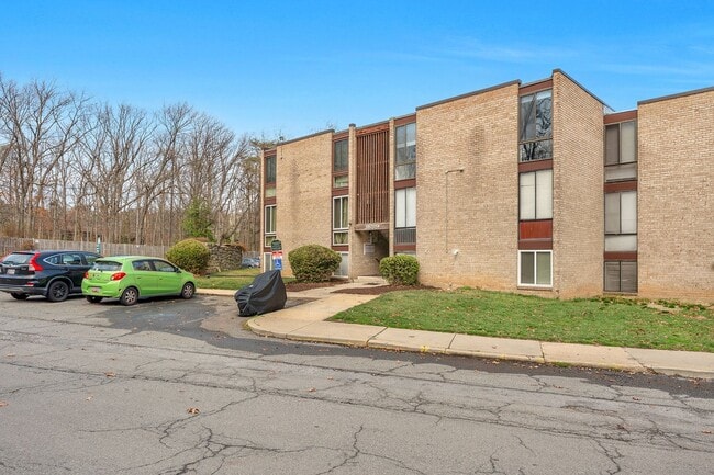 Photo - 8689 Greenbelt Rd House