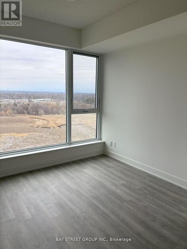 Building Photo - 56-1056 Andre de Grasse St