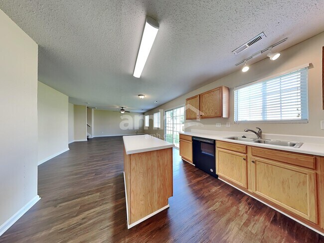 Foto del edificio - 819 Caledon Dr