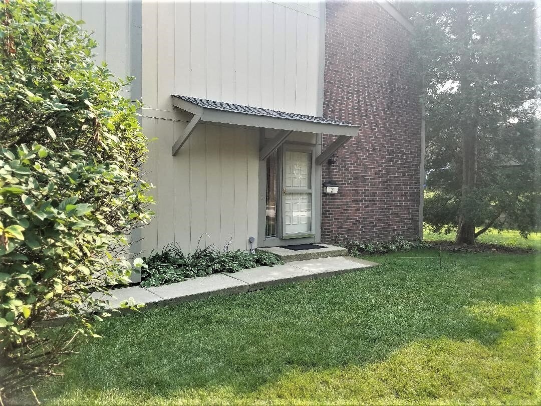 500 Conway Bay, Roselle, IL 60172 Townhome Rentals in Roselle IL